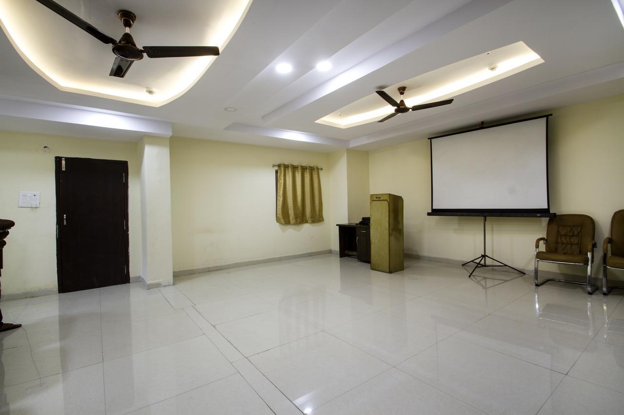 Hotel Super Collection O Lotus Grand Near Secunderabad Railway Station Exterior foto